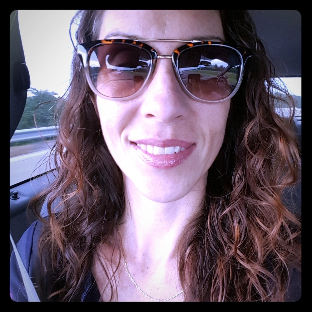 Meet your Posher, Carlyn